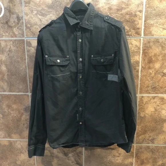 👕Urban Behaviour Button Up - Picture 6 of 6